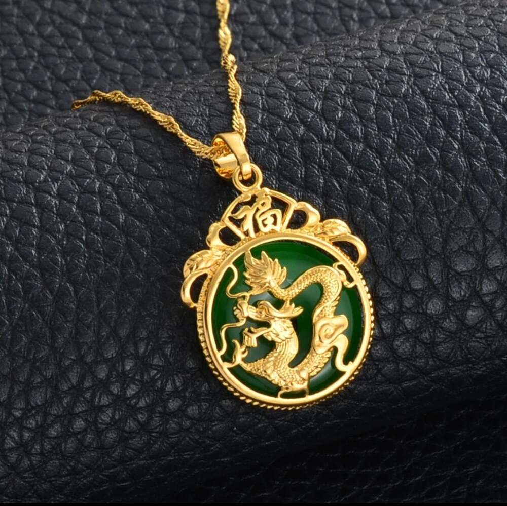 Green dragon necklace - Picture 3 of 5